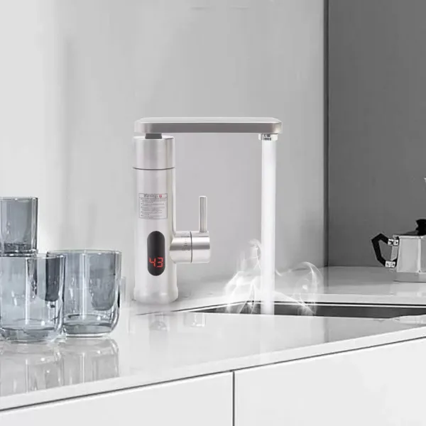 Elektrisch Warmwasserhahn, 360º Drehbar mit Durchlauferhitzer,LED Temperaturanzeige