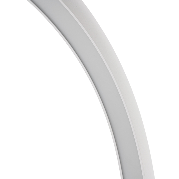 LED-Halbmondlicht, mit einstellbarer Helligkeit 2700K-5600K