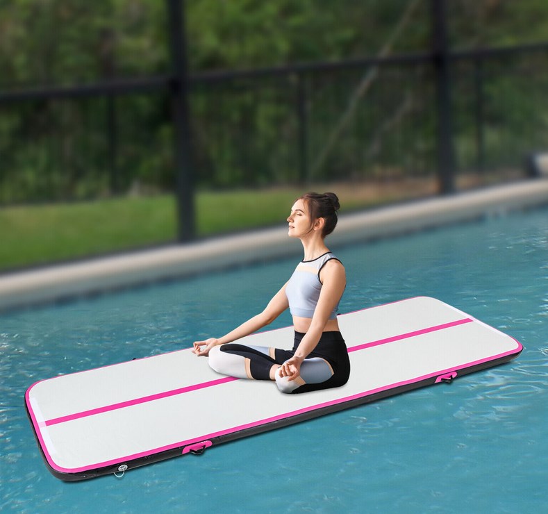 Dieses Produkt verwendet hochwertiges, wasserdichtes PVC-Canvas, das eine bessere Luftdichtigkeit und Haltbarkeit aufweist.   Dieses Produkt ist sehr elastisch, stark druckbelastbar und wird nicht zusammengedrückt und verformt werden.  Die interne Drahtzugtextur hat eine gewisse Anti-Rutsch-Wirkung, die die Reibung stark erhöht und ein Ausrutschen in der Bewegung verhindert.  Es kann leicht auf den Rücksitz Ihres Autos gelegt werden und kann leicht in einer Tasche verstaut werden, Sie können es überallhin mitnehmen.
